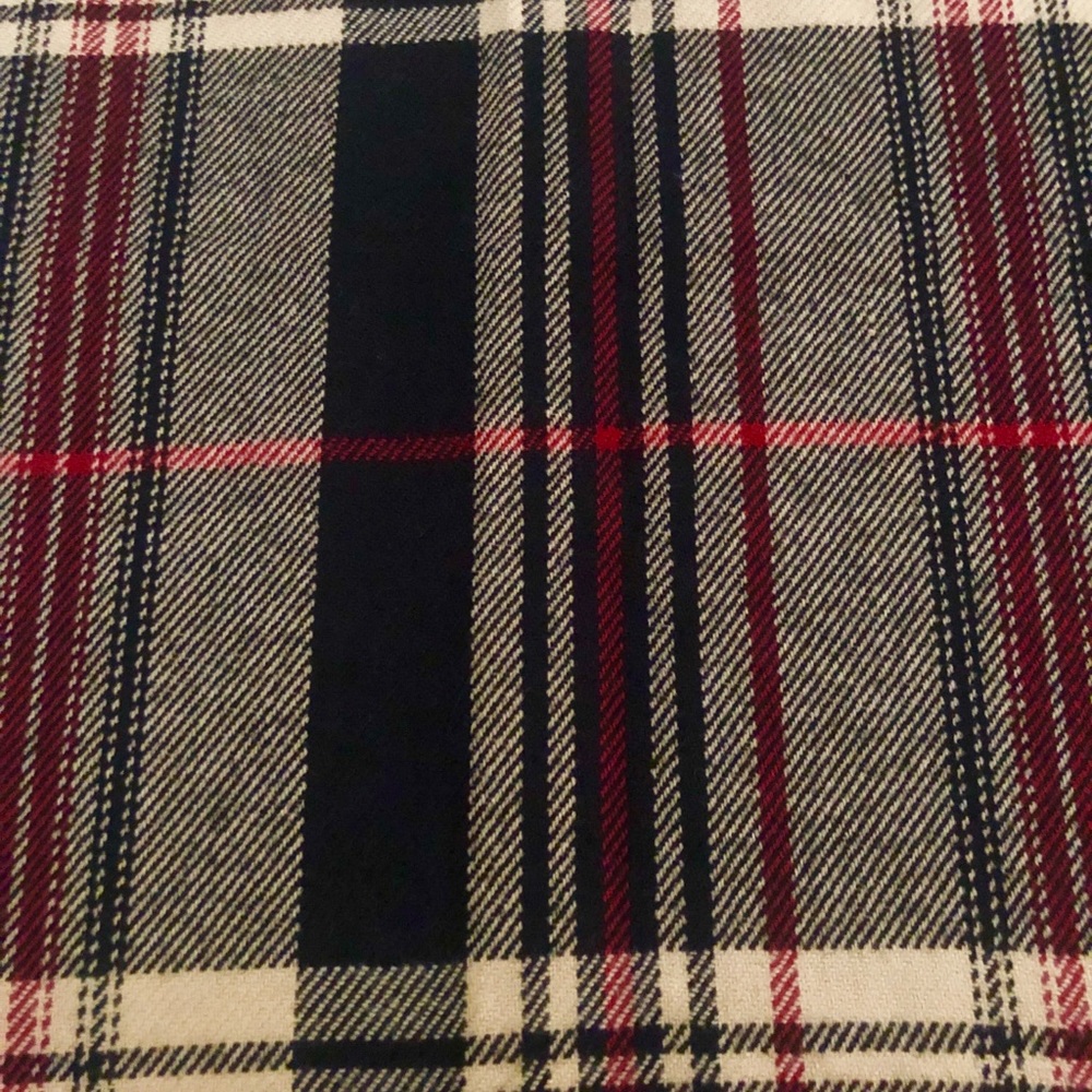 Checkered Scarf - Picture 2 of 3